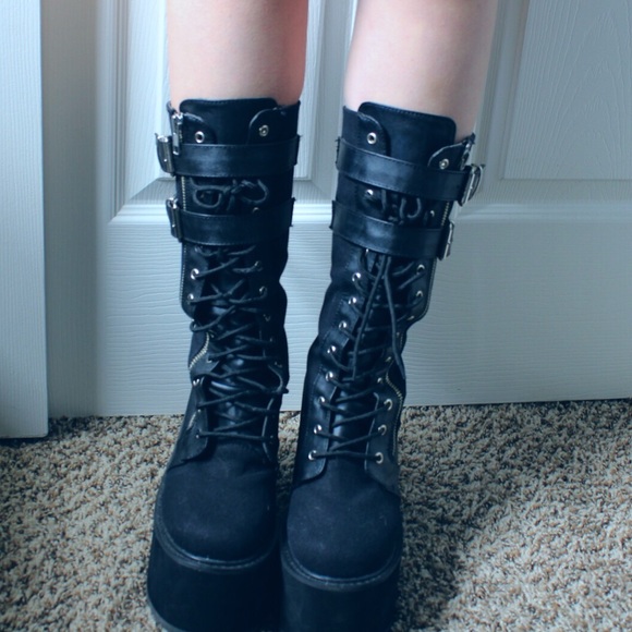 Demonia Swing22 Platform Boots 
